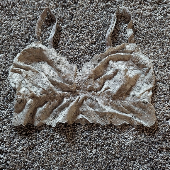 Grey bralettes - Picture 6 of 6